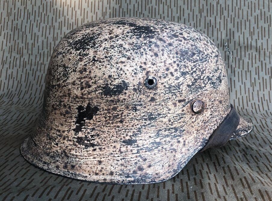 Restored Wehrmacht helmet M42, Waffen SS