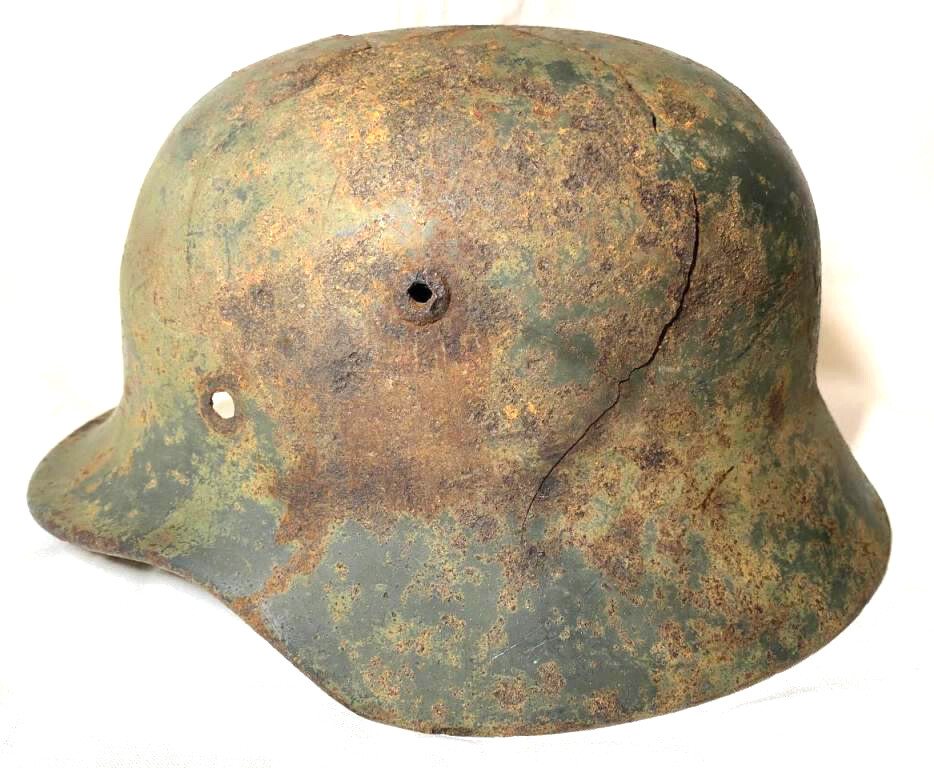 Wehrmacht helmet M35 DD / from Stalingrad