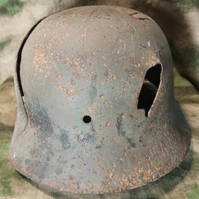 German helmet M40