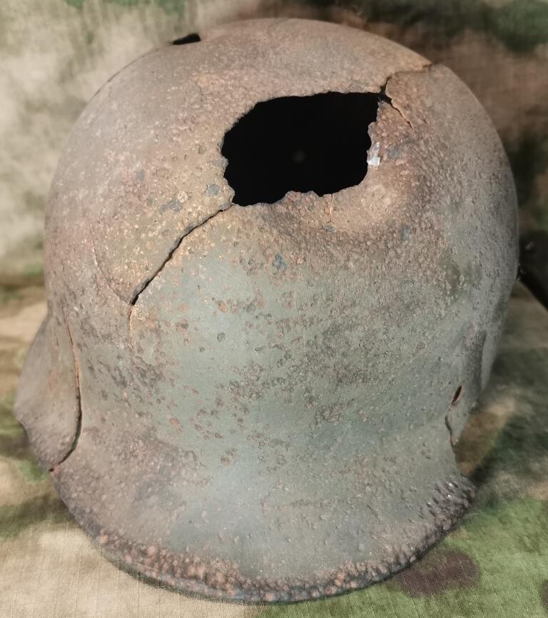 German helmet M40