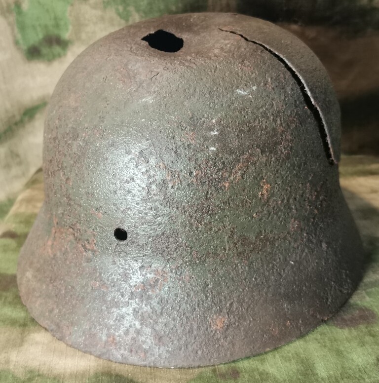 German helmet M35 DD