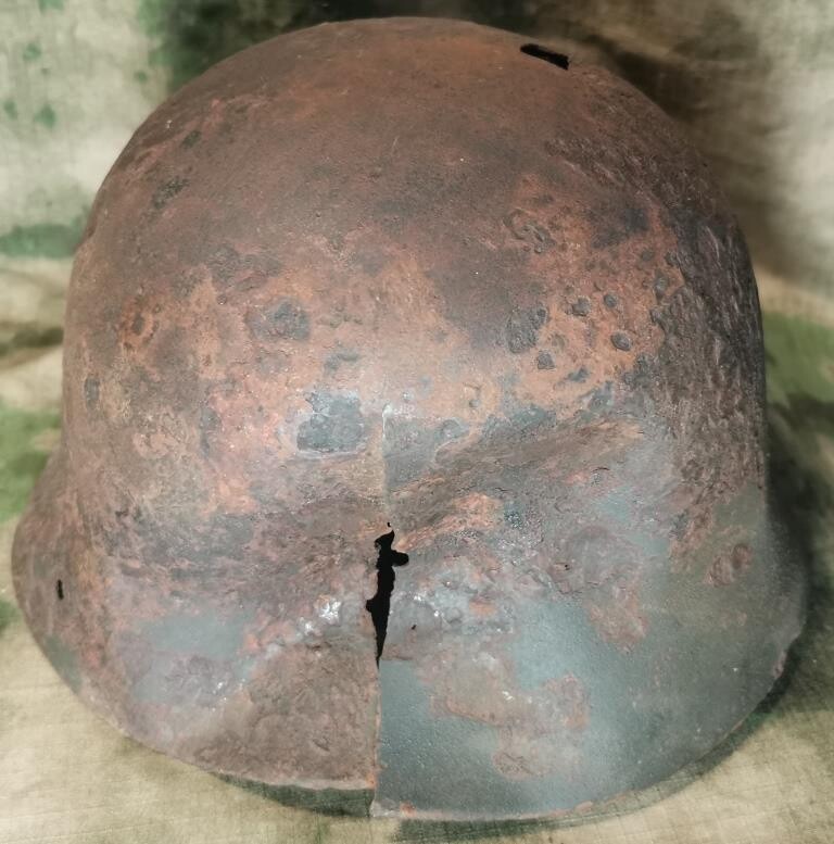 German helmet M40