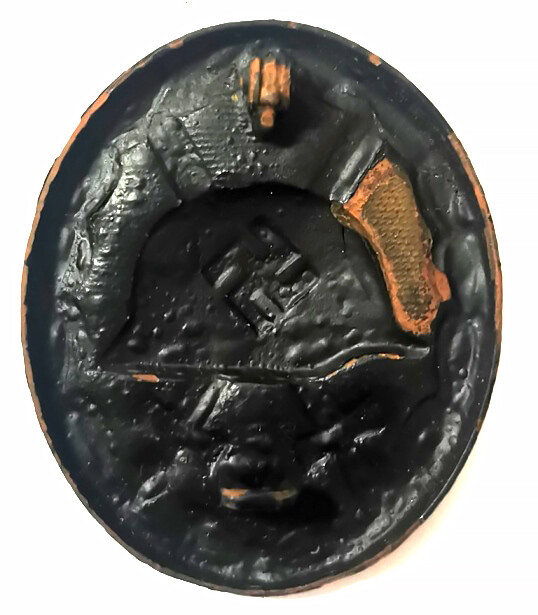 Black wound badge / from Belarus