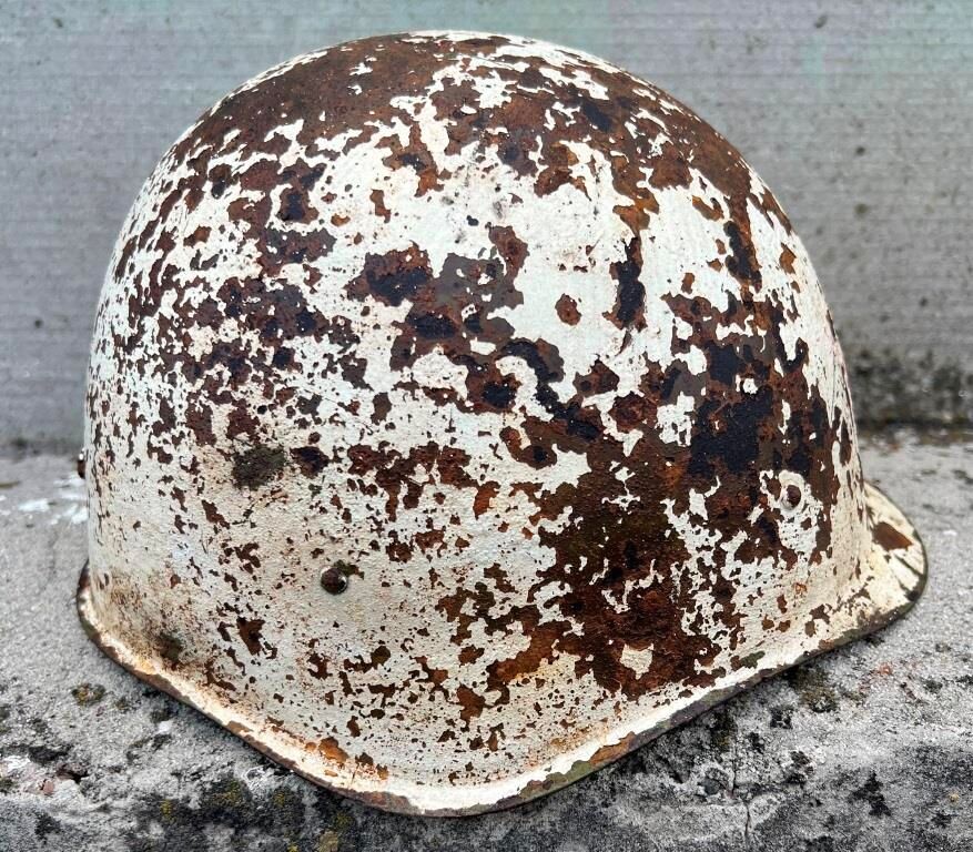 Winter camo Soviet helmet SSh39 / from Leningrad 