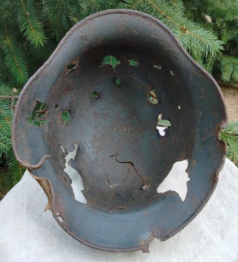 German helmet M40 / from Stalingrad 