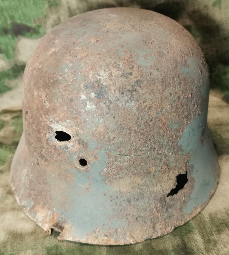 German helmet M40