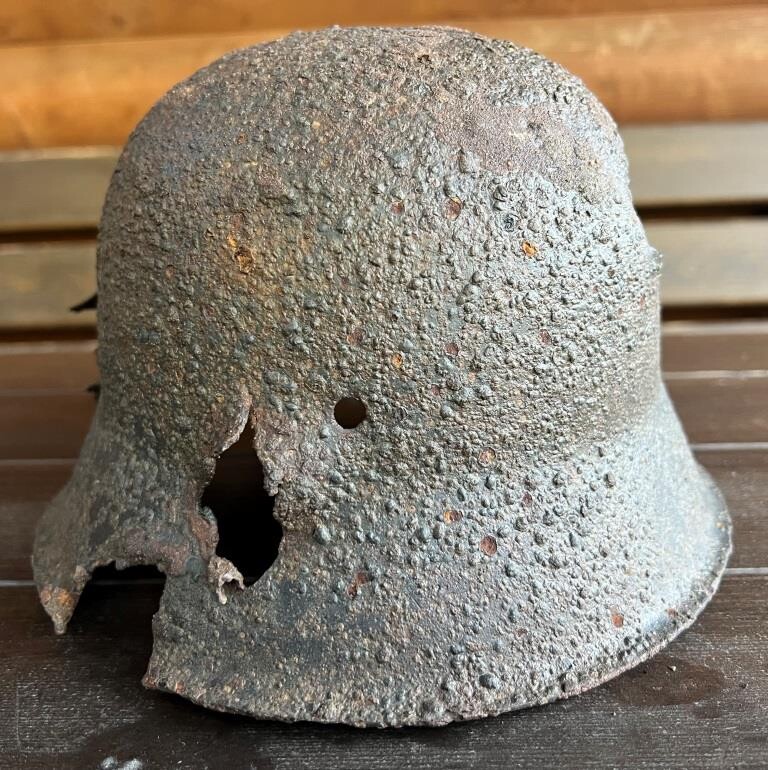 German helmet M42 / from Kursk