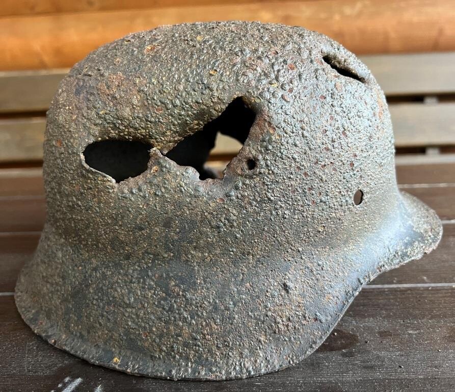 German helmet M42 / from Kursk