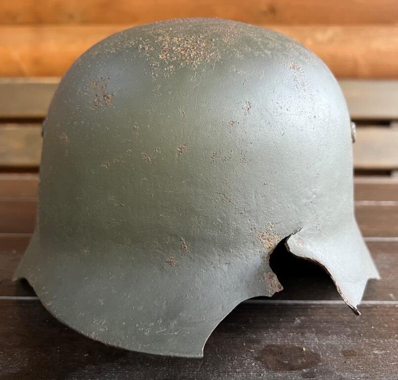 Hungarian helmet M37 / from Karelia