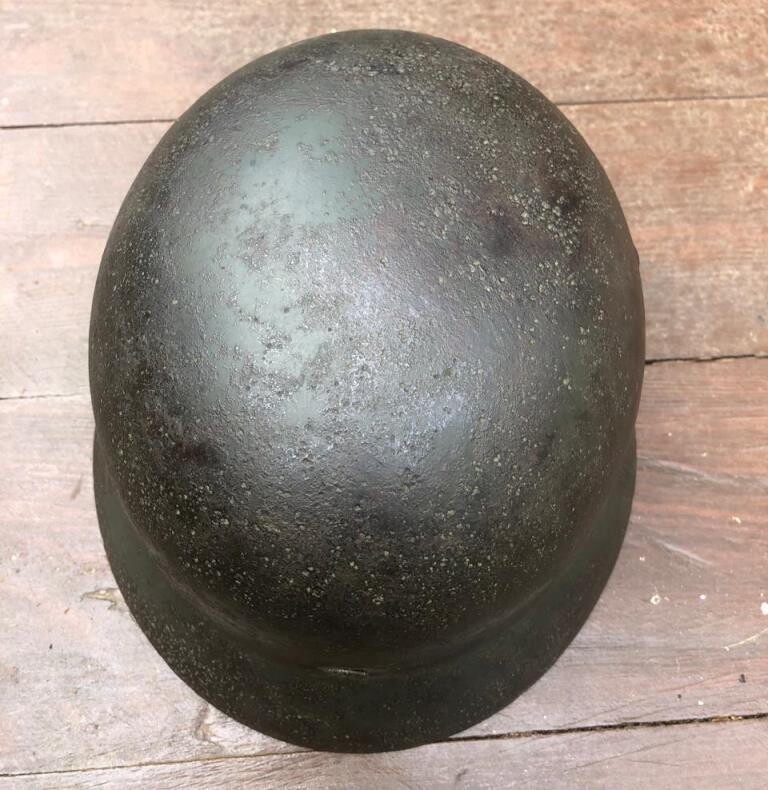 Wehrmacht helmet M35 / from Stalingrad