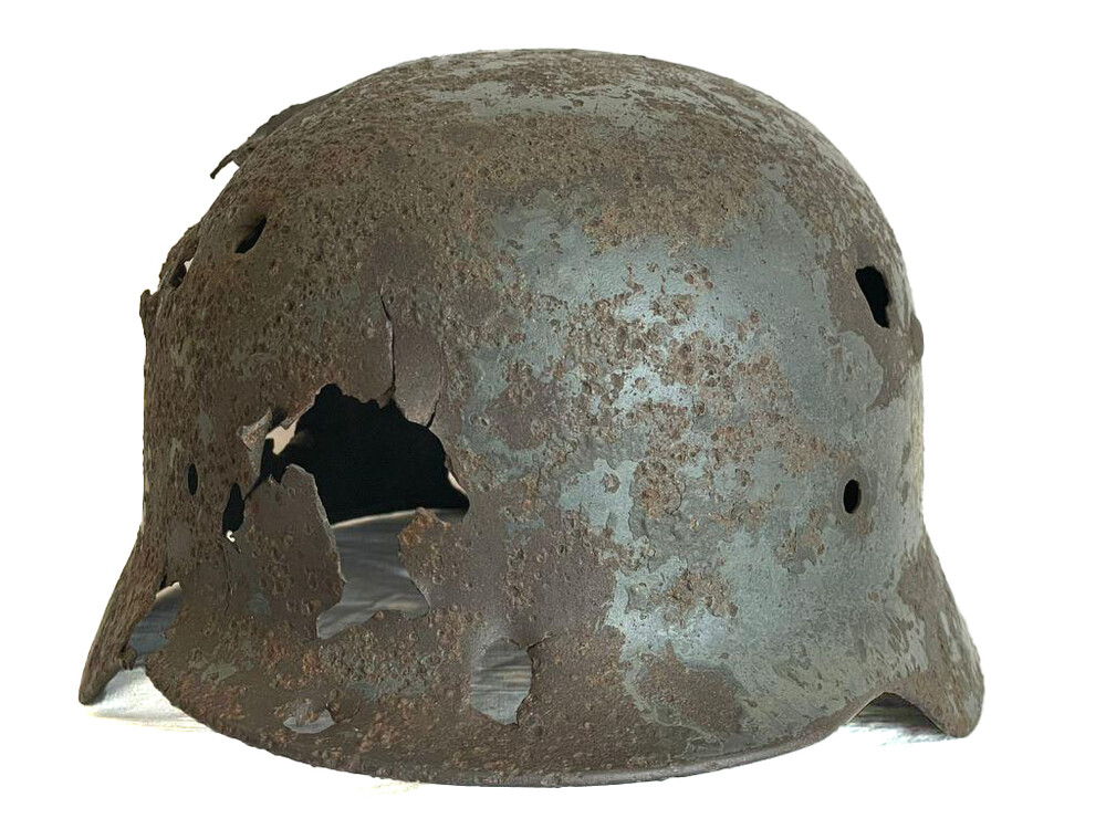 Wehrmacht helmet M35 / from Kursk