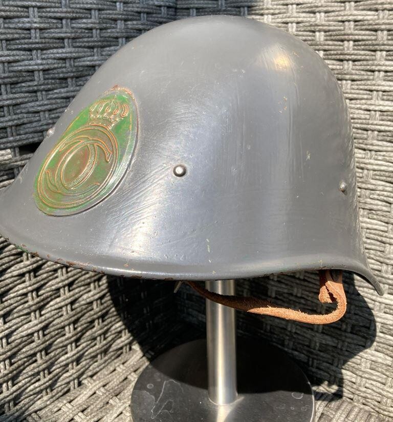 Romanian helmet