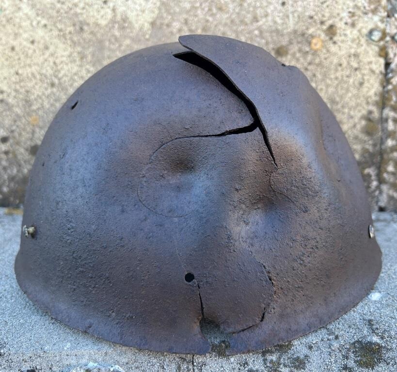 Finnish helmet M40 / from Karelia 