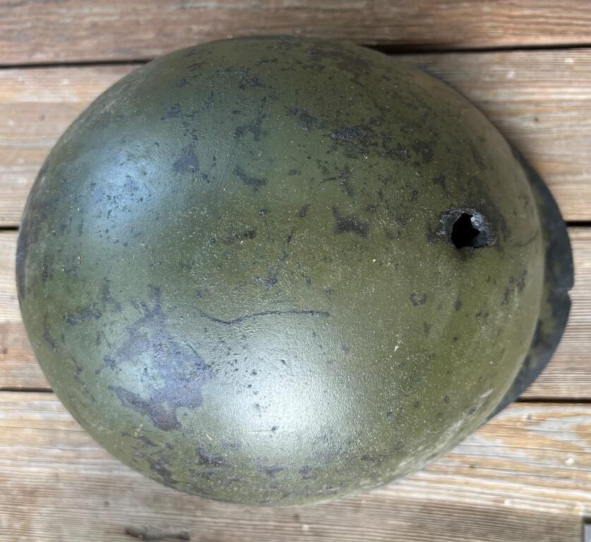 Soviet helmet SSh39 / from Novgorod