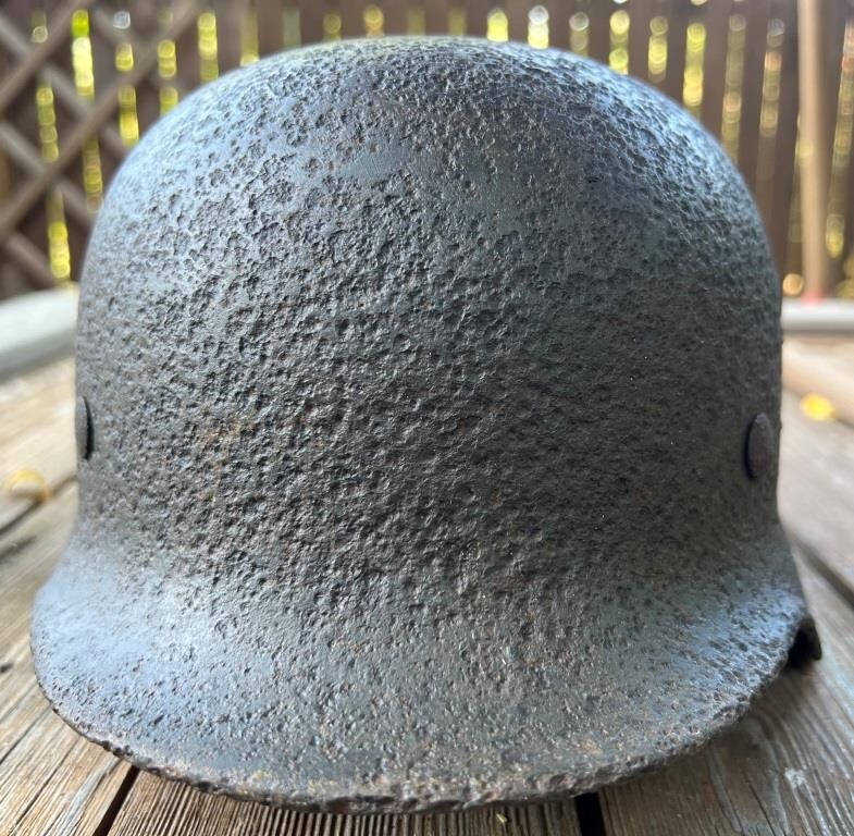 Wehrmacht helmet M40 / from Novgorod