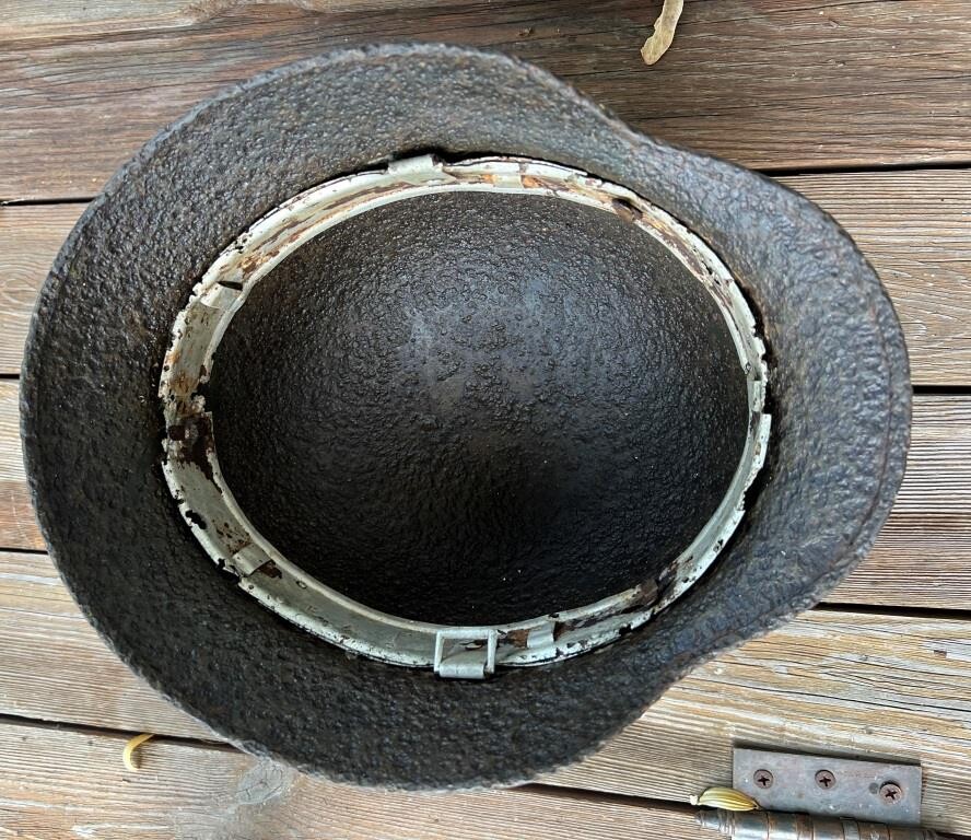 Wehrmacht helmet M40 / from Novgorod