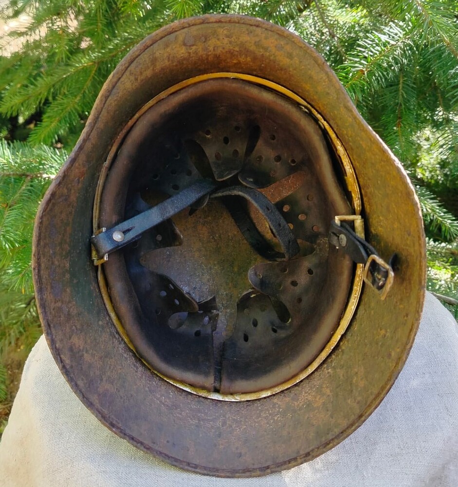 Waffen SS helmet M35 DD / from Novgorod