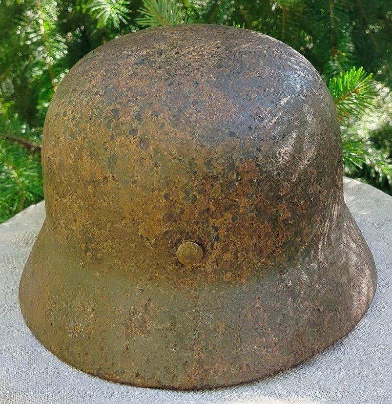 Waffen SS helmet M35 DD / from Novgorod