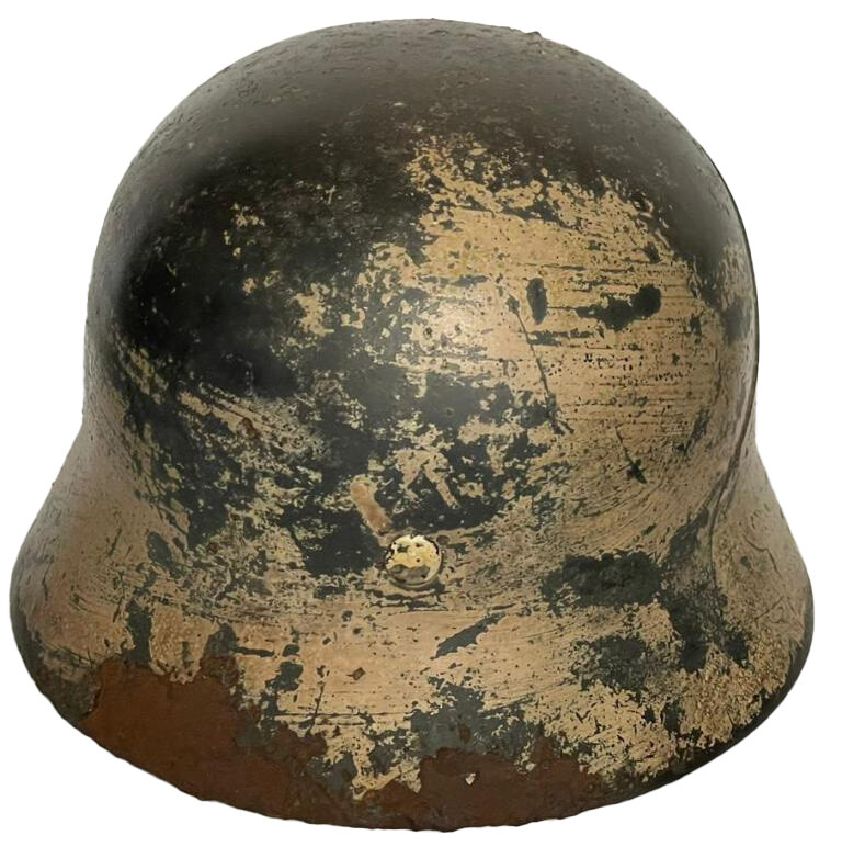 Winter camo German helmet M40 / from Karelia