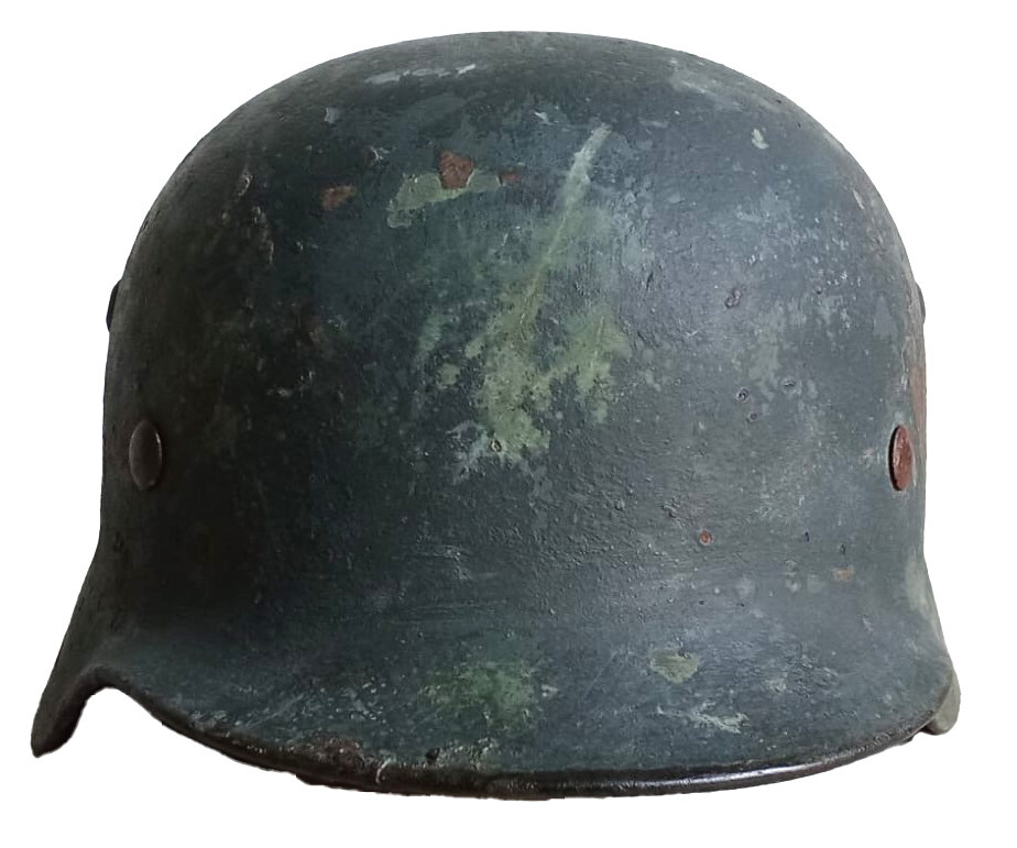 Waffen SS helmet M35 DD / from Stalingrad