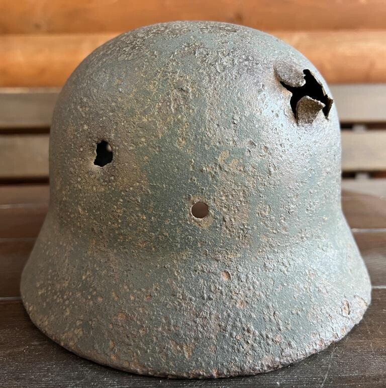 German helmet M40 / from Stalingrad