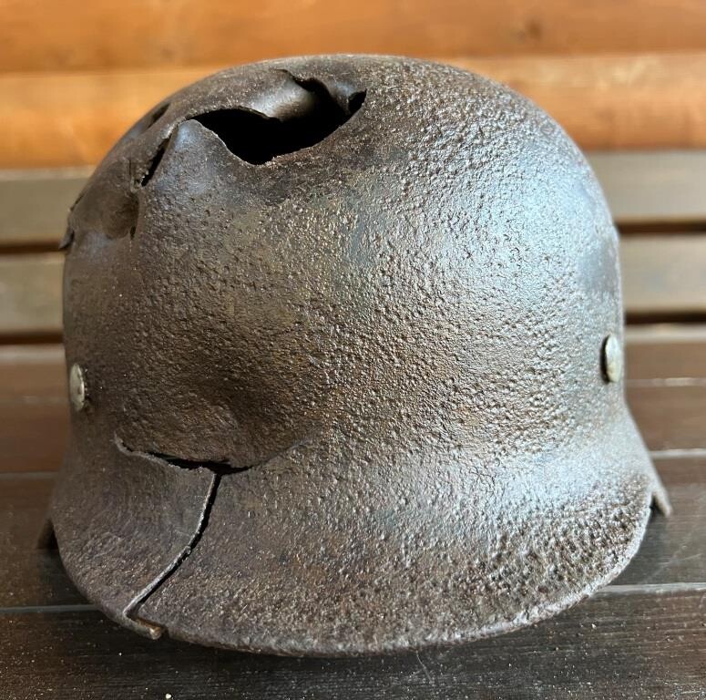 German helmet M35 DD / from Leningrad 