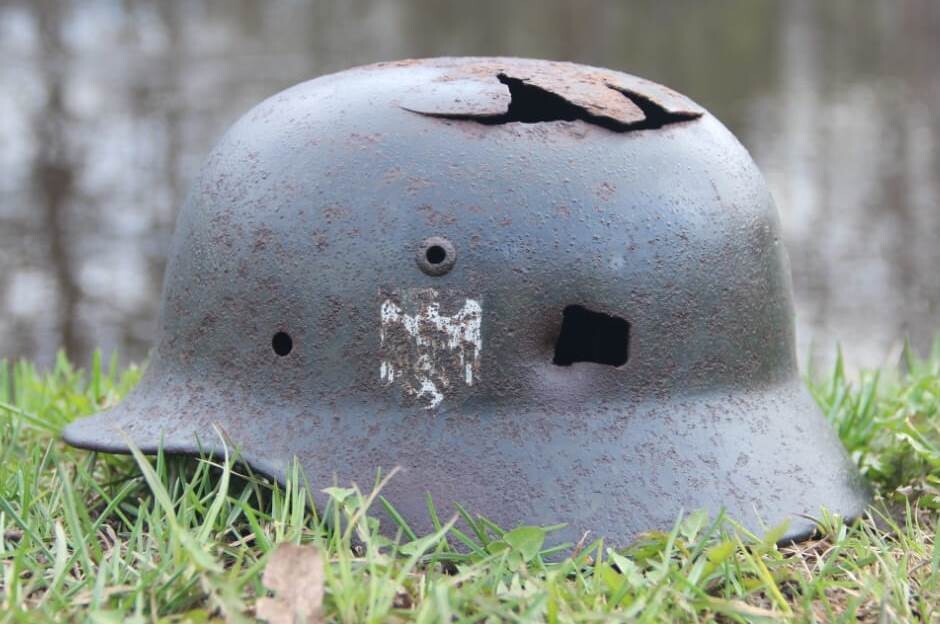 Wehrmacht helmet M35 DD / from Leningrad