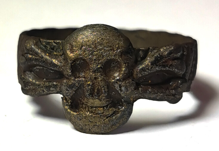 German skull ring / from Stalingrad