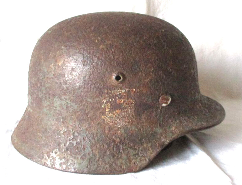 German helmet M35 / from Stalingrad