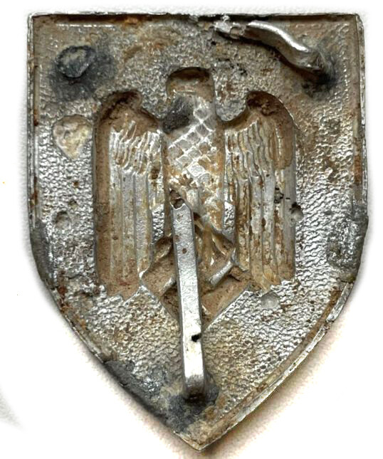 Wehrmacht Sharp Shooters Lineyard Eagle Shield / from Stalingrad