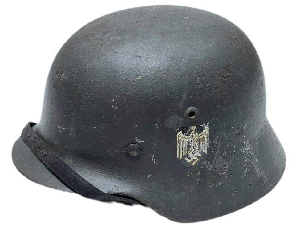 Wehrmacht helmet M35 / from Smolensk