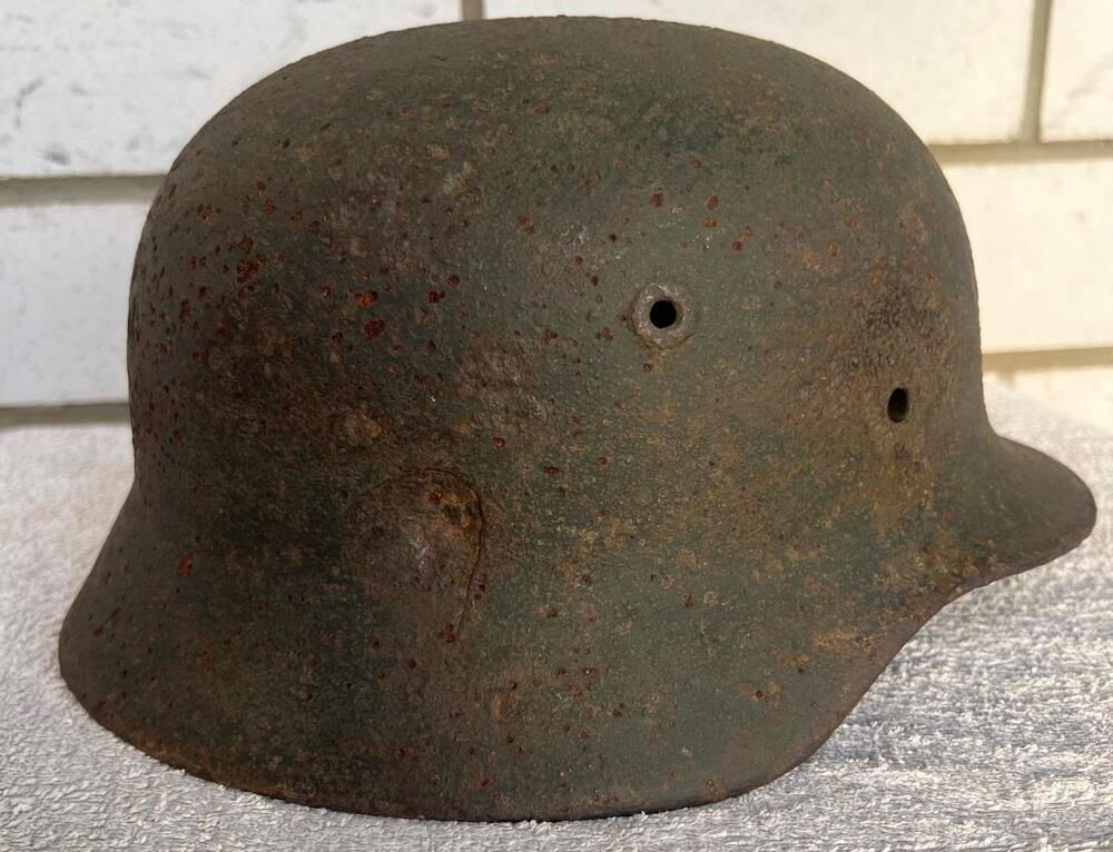 German helmet M40 / from Stalingrad 