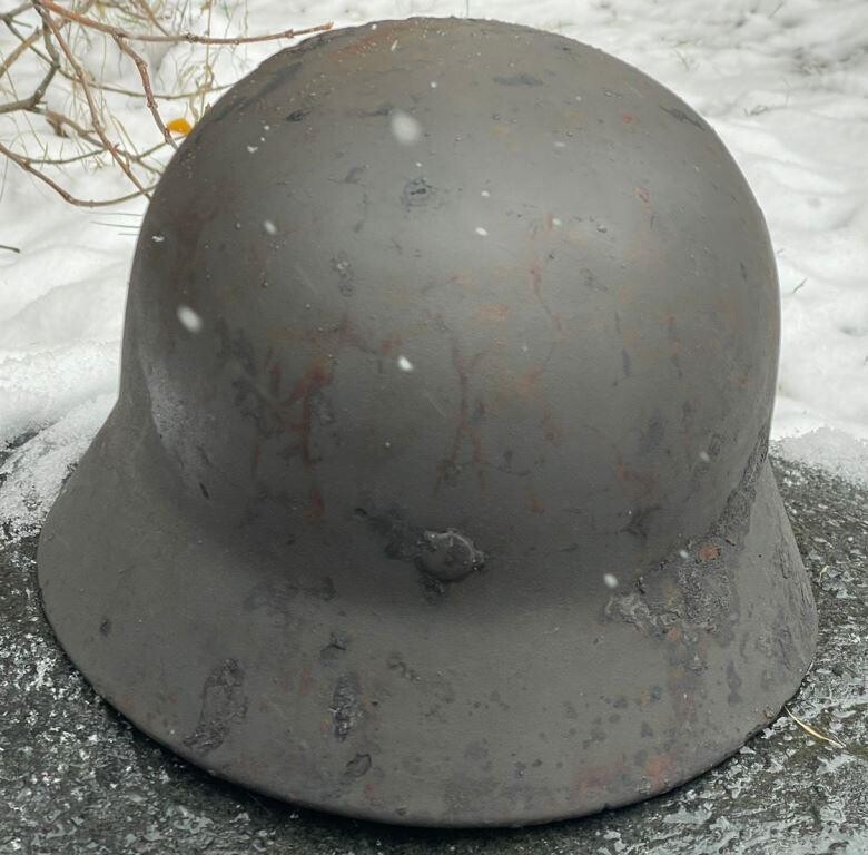 Wehrmacht helmet M40 / from Demyansk