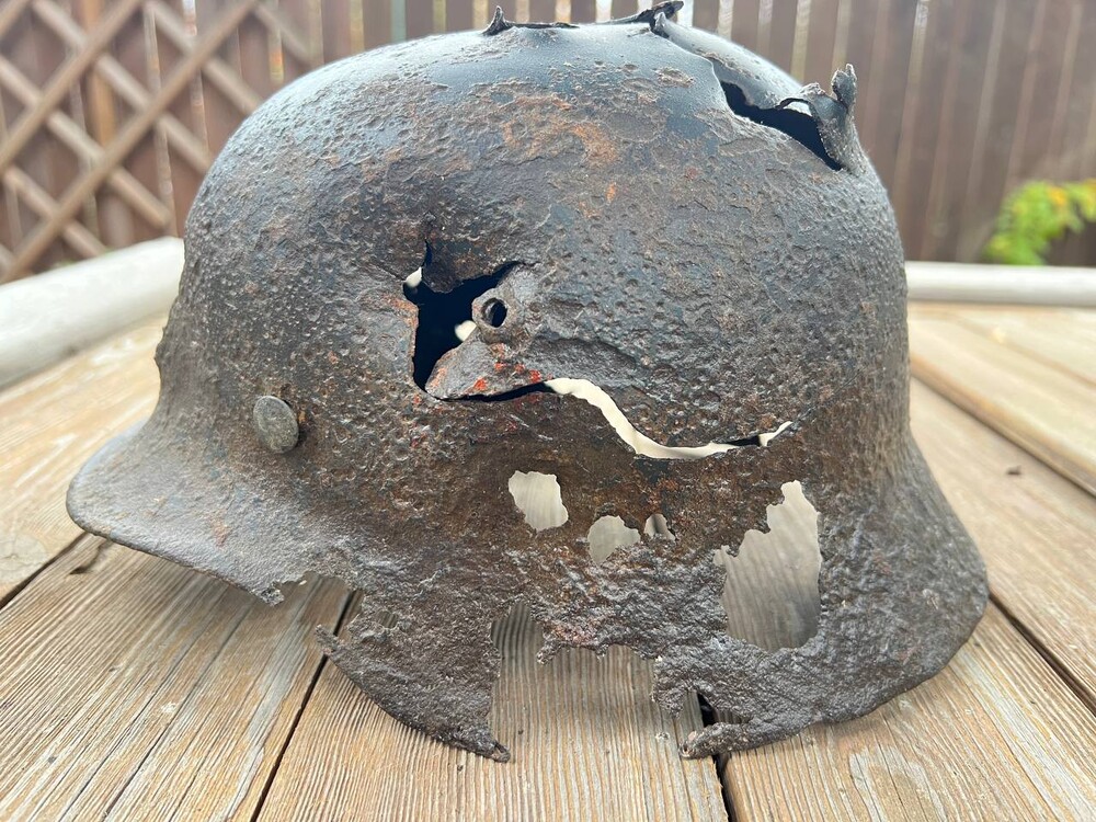 Waffen SS helmet M35 / from Demyansk