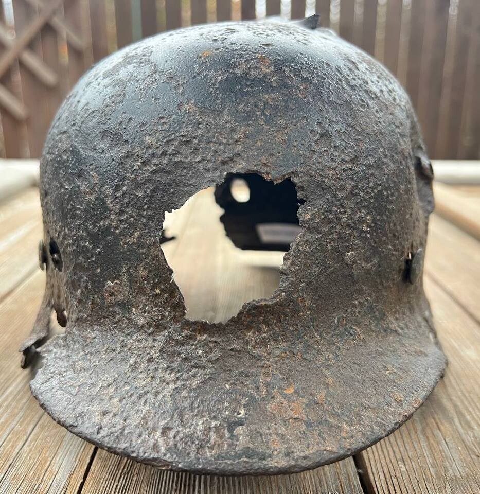 Waffen SS helmet M35 / from Demyansk