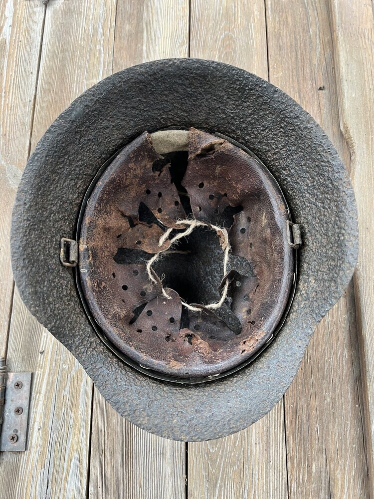 Waffen SS helmet M42 / from Demyansk