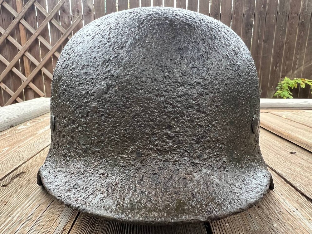 Waffen SS helmet M40 / from Karelia