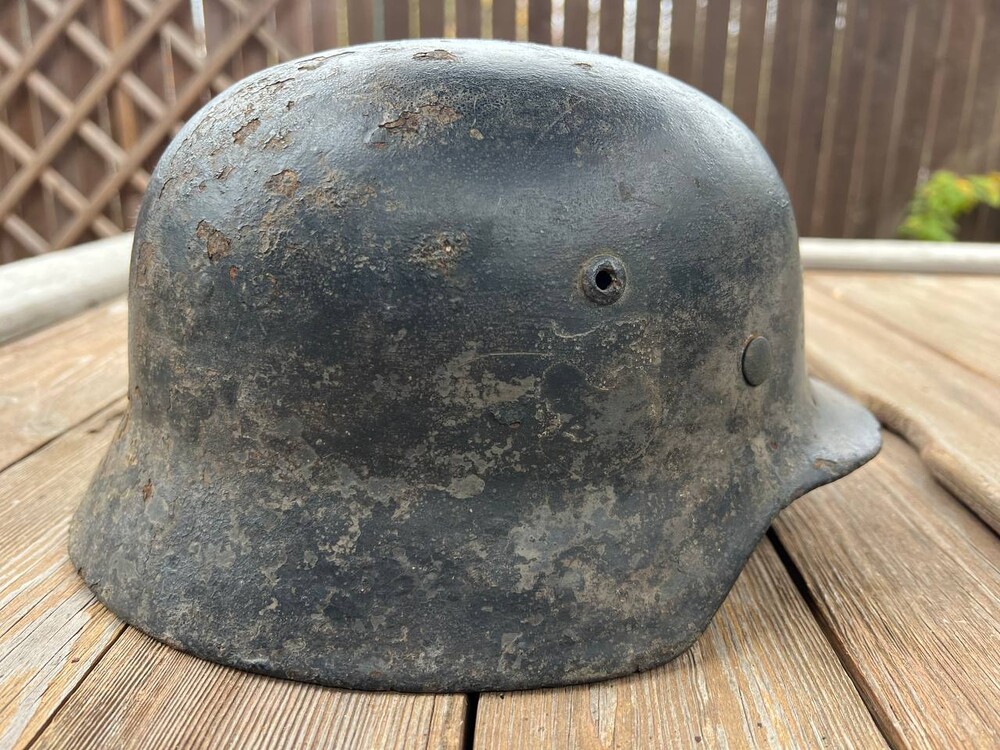 German helmet M35 / from Leningrad