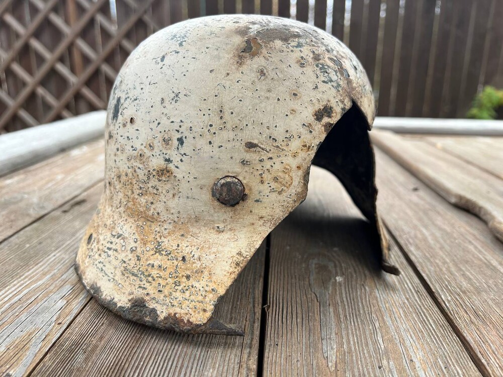 Winter camo German helmet M35 / from Konigsberg