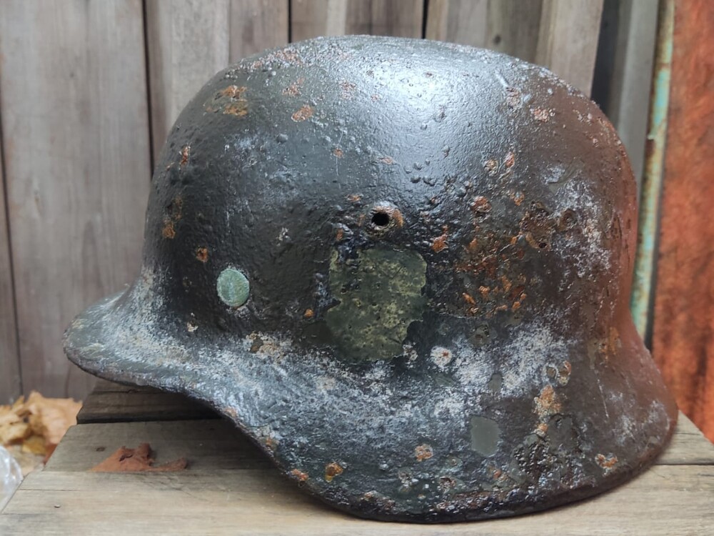 German helmet M40 / from Kalinin