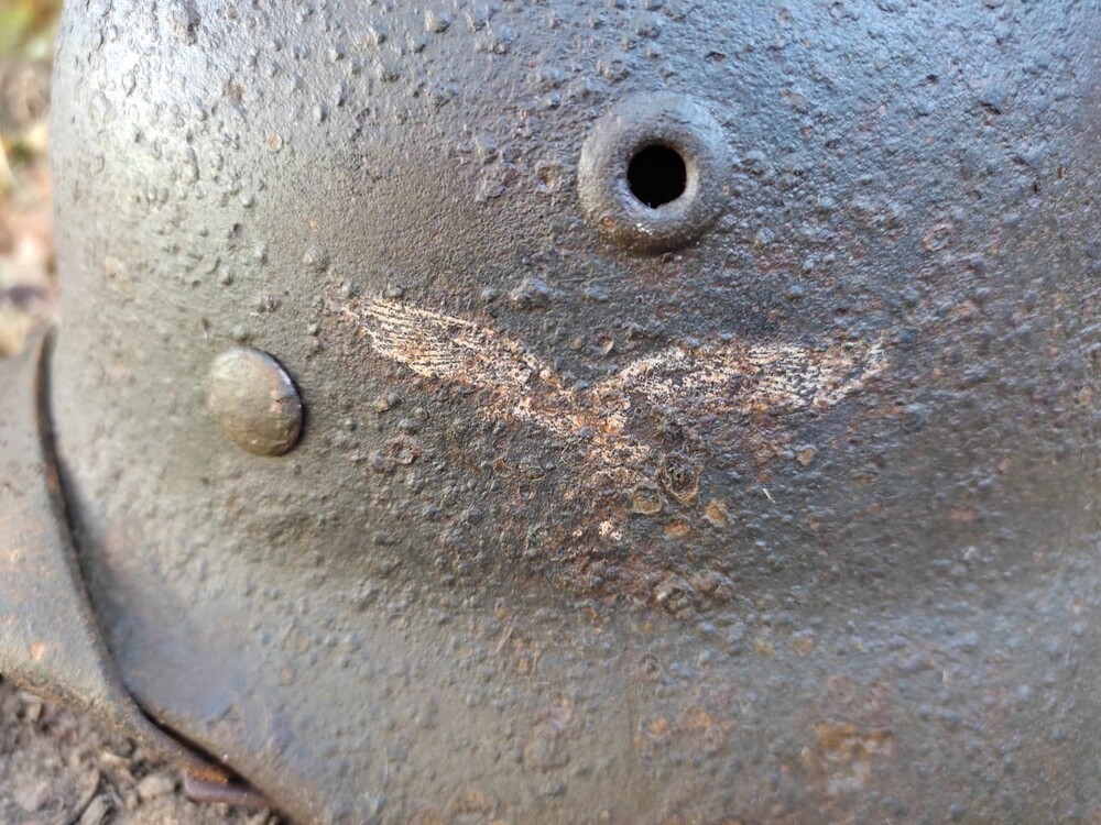 Luftwaffe helmet M40 / from Stalingrad