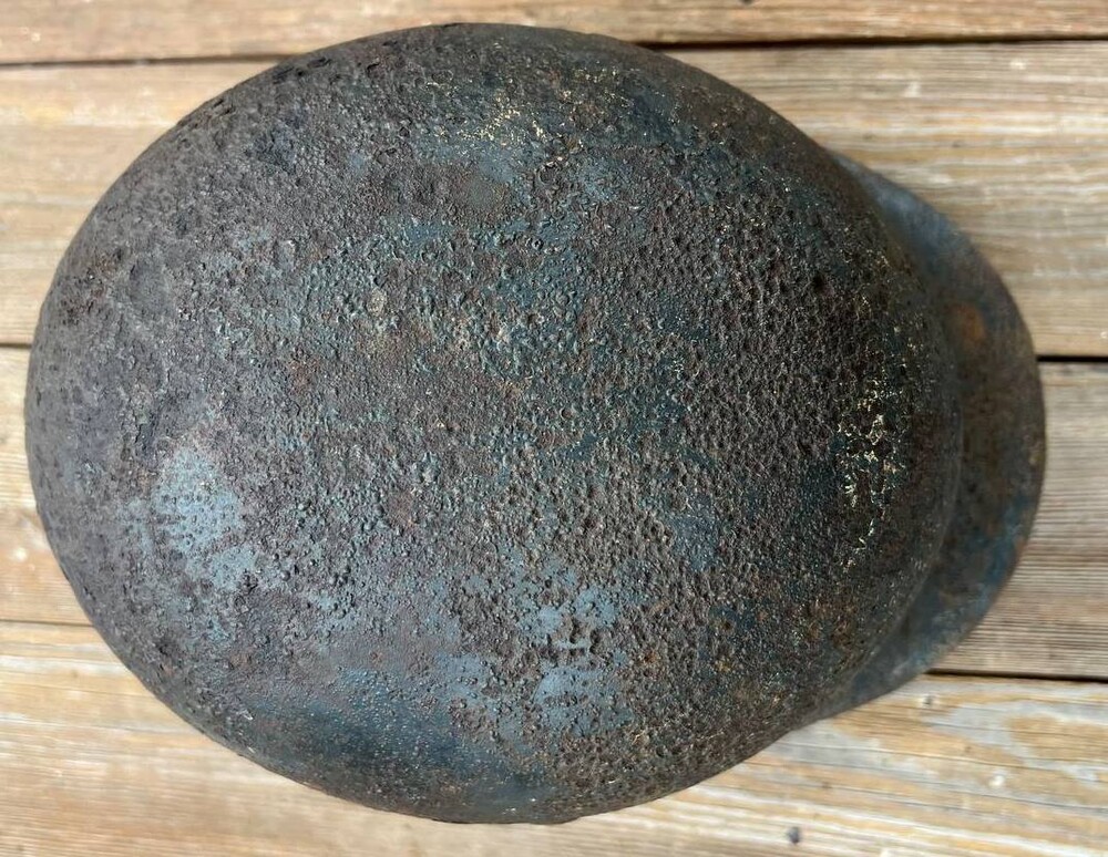 Wehrmacht helmet M35 DD / from Stalingrad