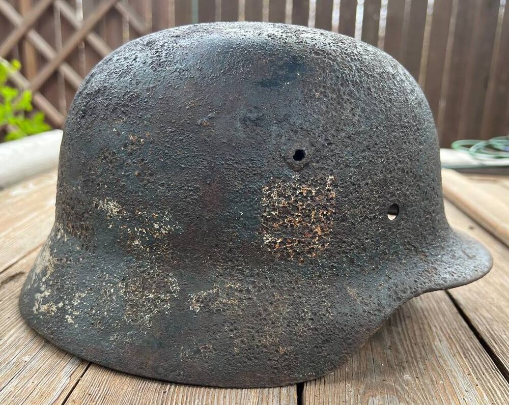 Wehrmacht helmet M35 DD / from Stalingrad