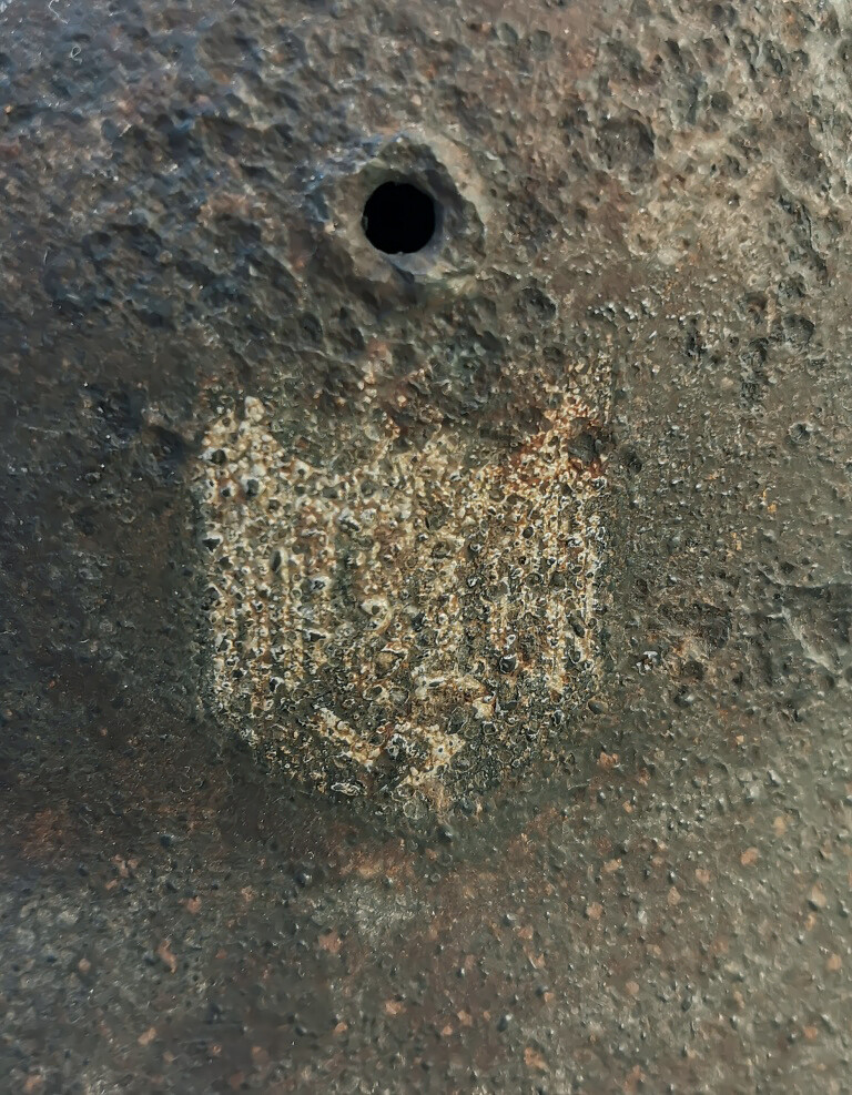 Wehrmacht helmet M40 / from Stalingrad