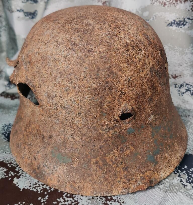 German helmet M35 DD / from Stalingrad