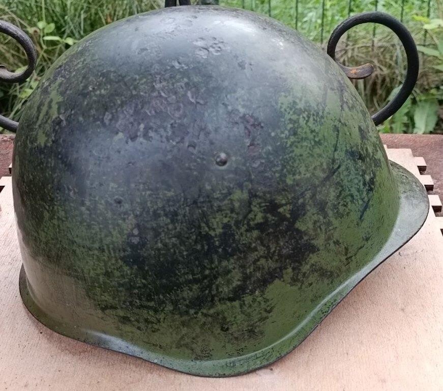 Soviet helmet SSh39 / from Leningrad