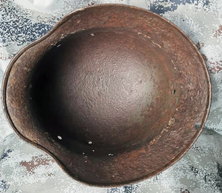 Wehrmacht helmet M40 / from Kursk