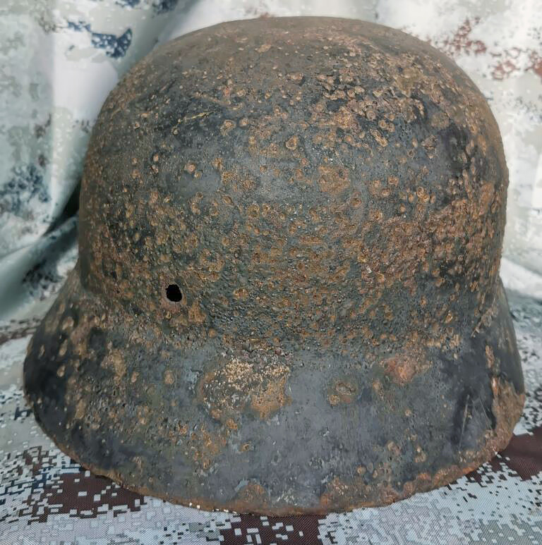 Luftwaffe helmet M35 DD / from Stalingrad