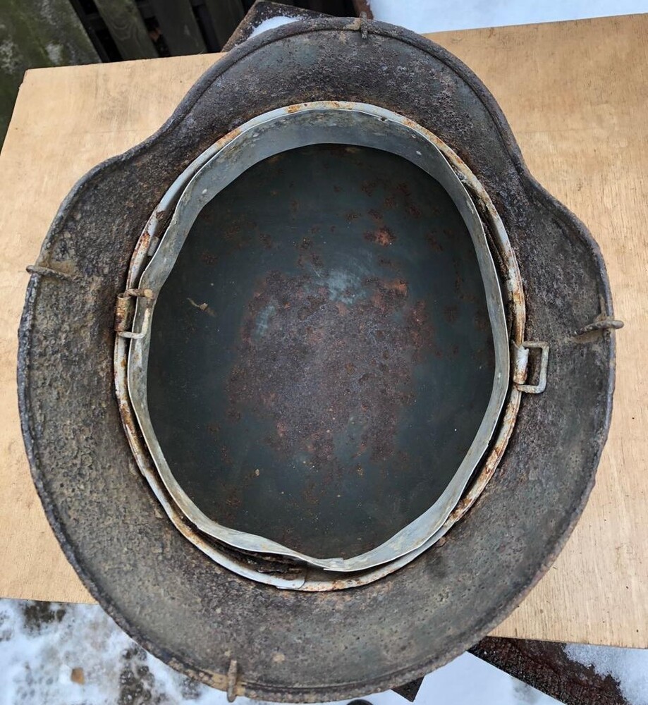 German helmet M35 / from Stalingrad