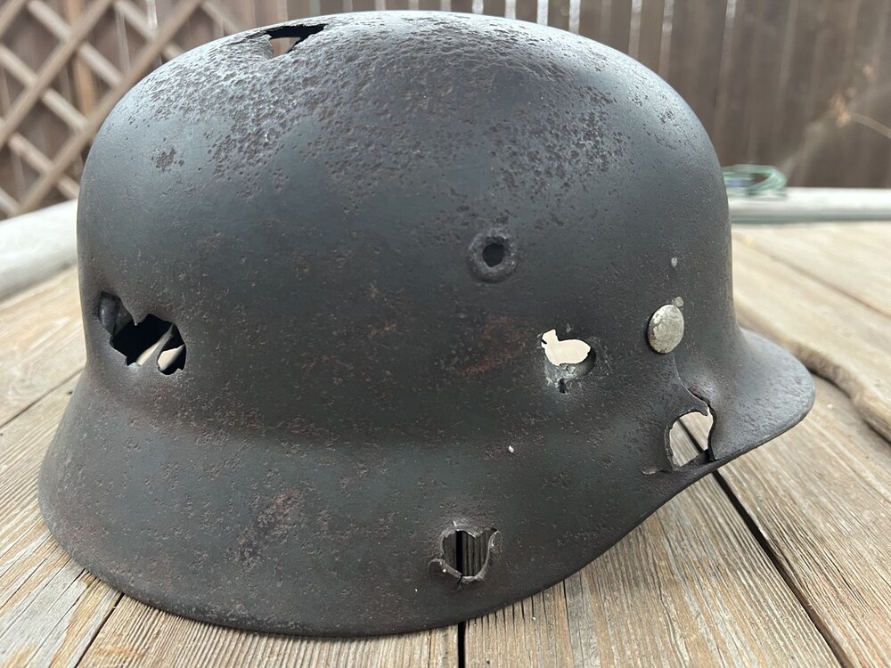 Wehrmacht helmet M40 / from Velikiye Luki